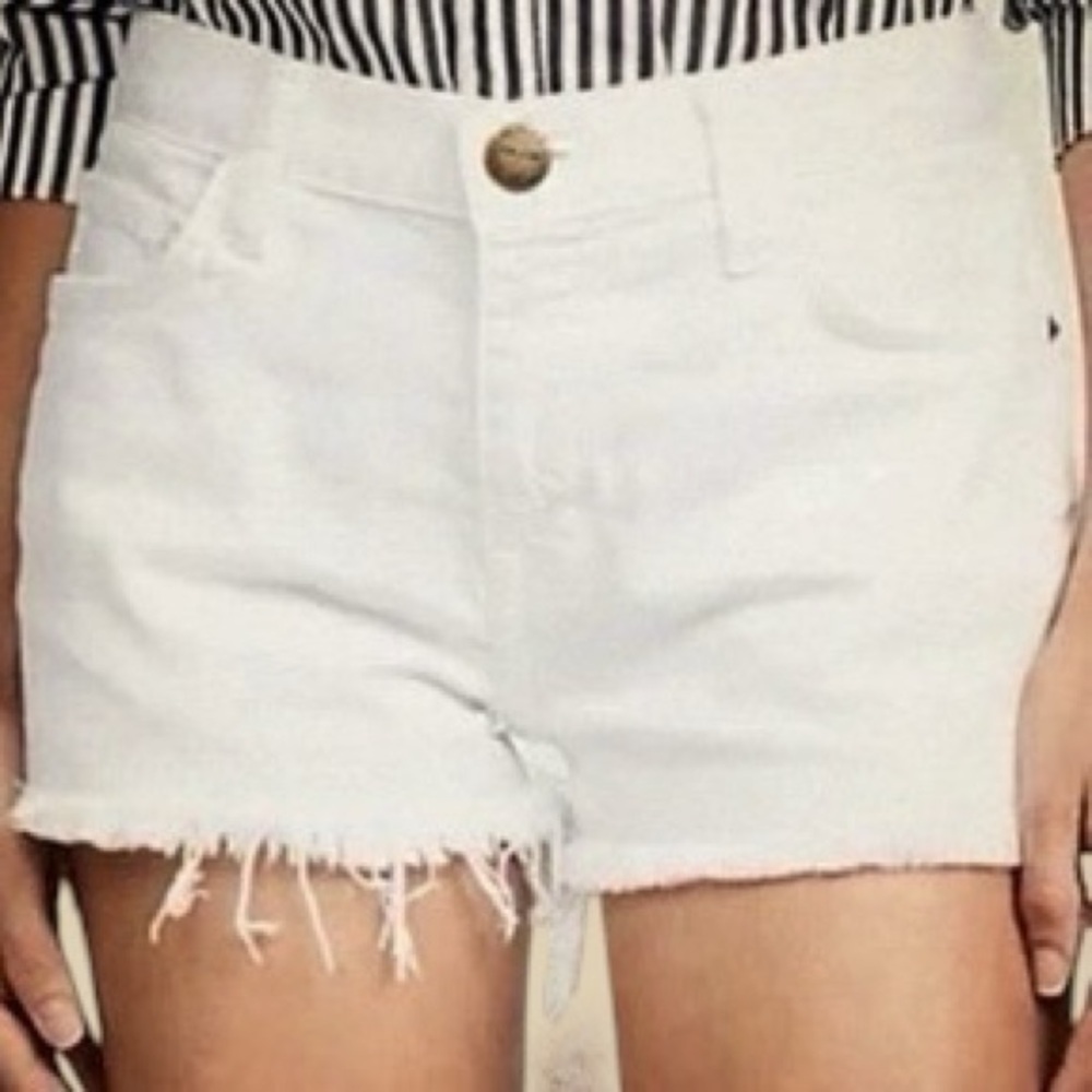 Current/Elliott Women's White Denim ‘Boyfriend’ Shorts in “Sugar” Size 27